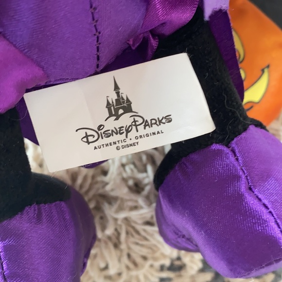 Halloween Minnie Mouse - Picture 4 of 6